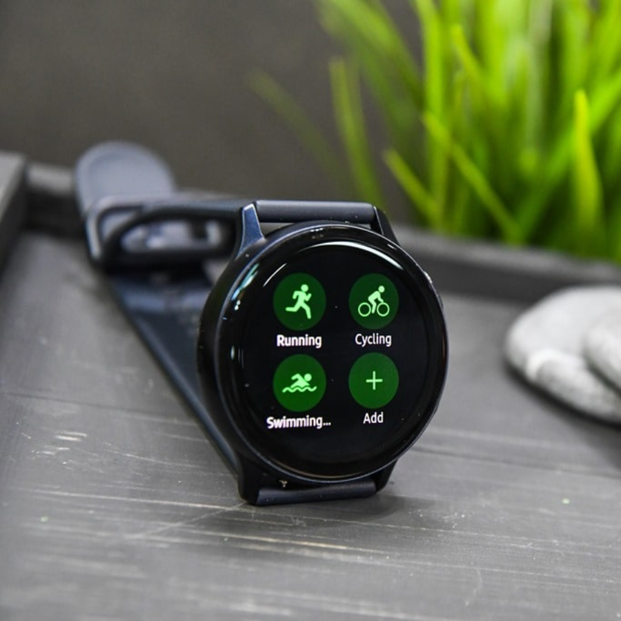 The “Samsung Galaxy Watch Active (2019)” Review: Fitness and Functionality in a Sleek Package